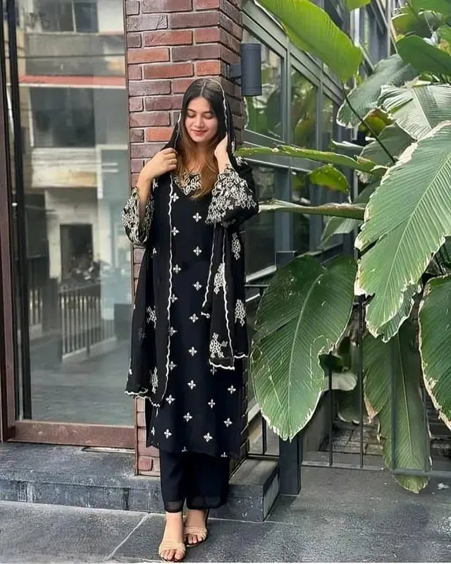 Kurta With Dupatta And Bottomwear